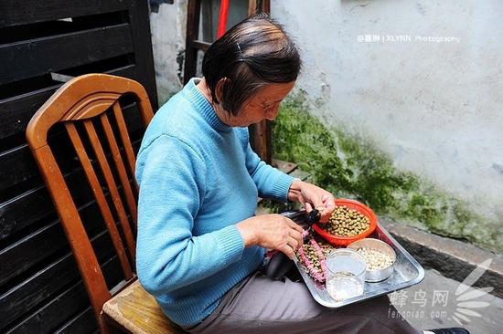 與菱角同列“水八仙”之列還有芡實，俗稱雞頭米